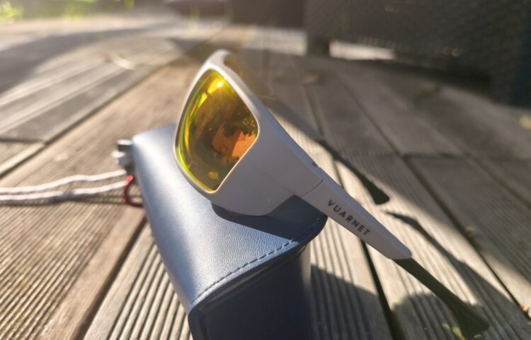 Un modèle solide et léger, Test Lunettes de soleil Vuarnet Racing 05