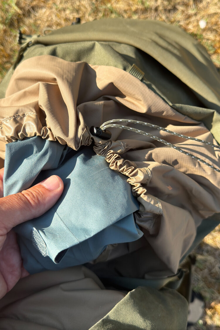 Accès compartiment principal, Sac à Dos Fjällräven Kajka X Lätt 45